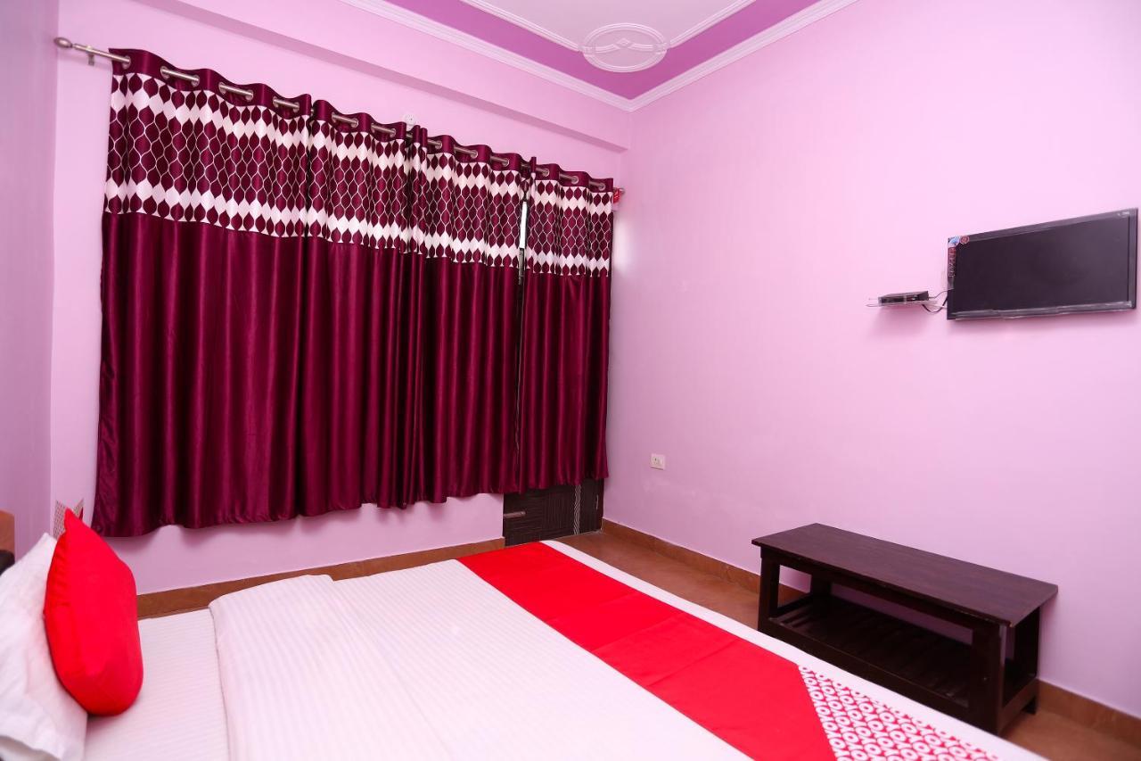 Oyo 19406 Hotel Janta Palace 阿尔莫拉 外观 照片